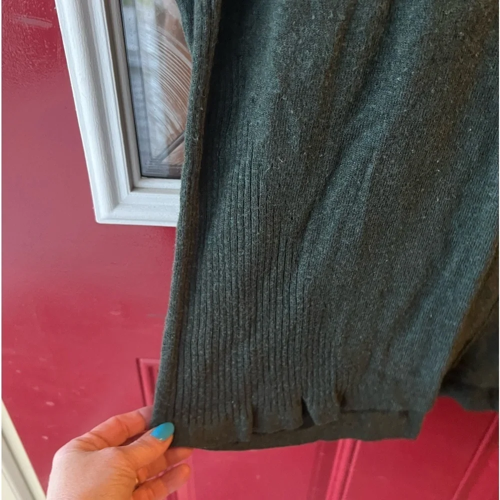 MATERNITY Sweater - Picture 5 of 6